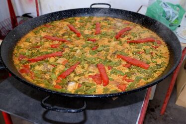 Qué cantidad de arroz y agua por persona para paella